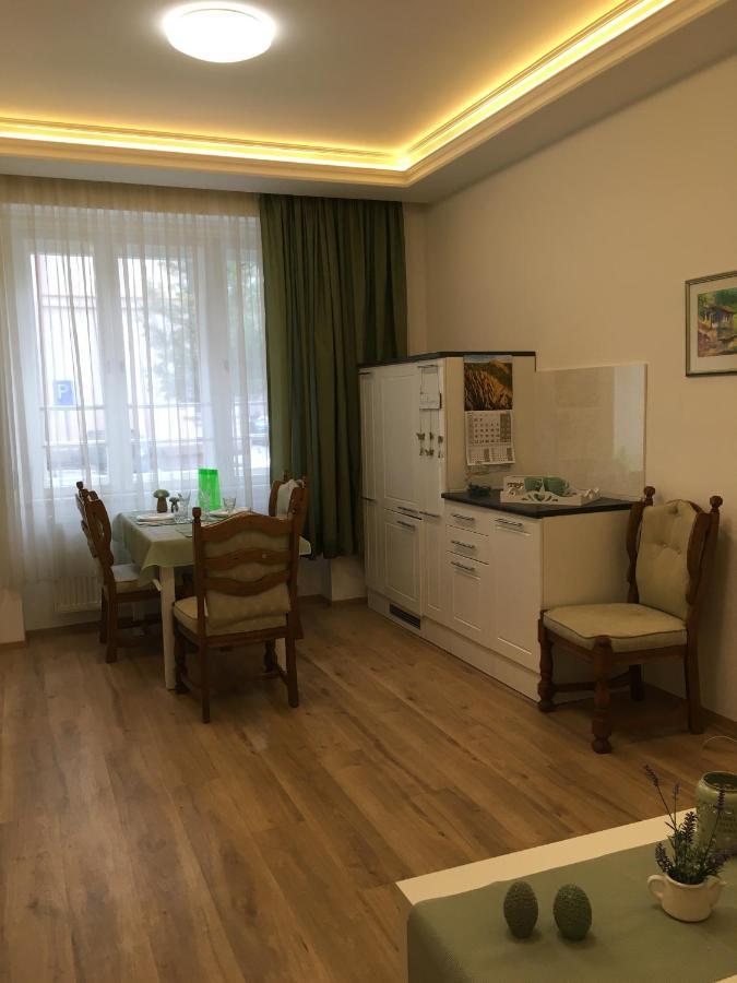 Apartment Top Diplomat Praga Exterior foto